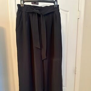 Lululemon “Noir” Wide-Leg Tie Waist Belt Relaxed Pant